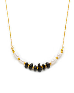 18k Gold Plated stainles steel Necklace, Pearl and Onyx Beaded Necklace, 46 cm + 5 cm Extension Kaaf Creations
