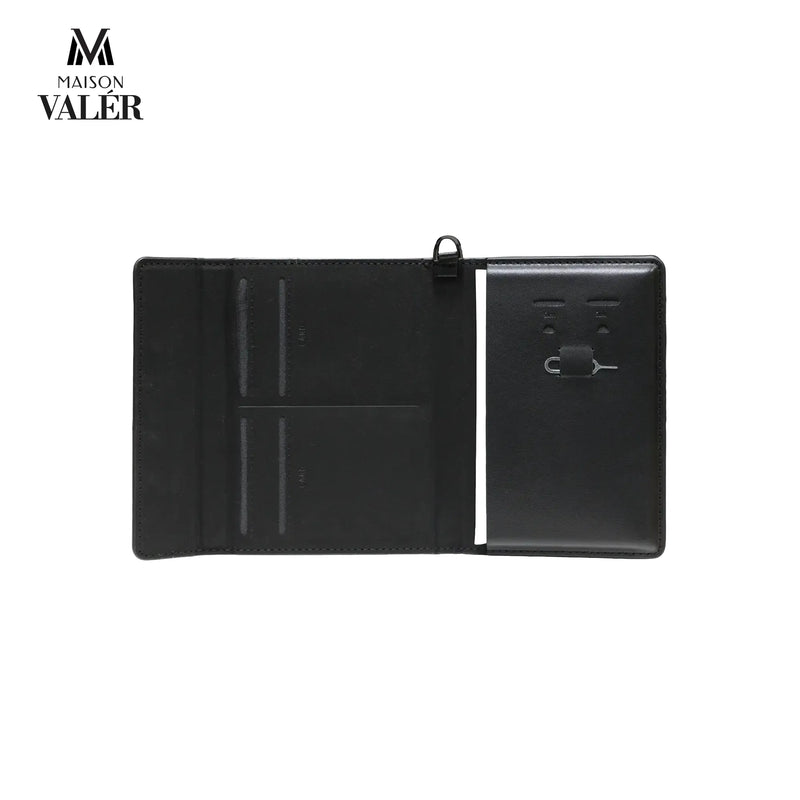 Leather passport holder travel wallet pen slot card slots custom branding Dubai GCC