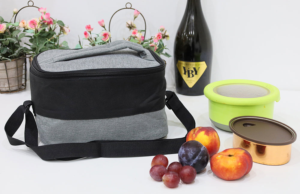Cooler Lunch Bag – custom branded corporate gift, Kaaf Creations UAE