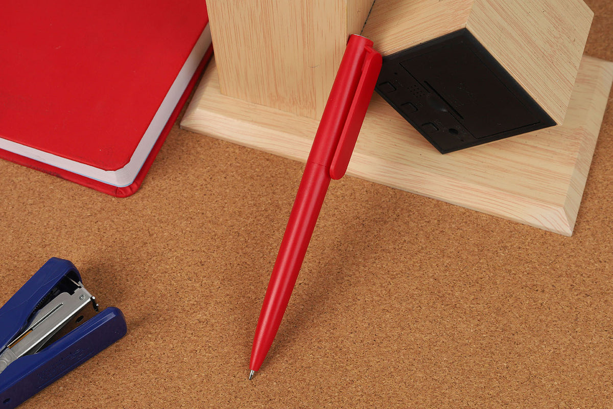 Twist Action Plastic Pen – custom branded corporate gift, Kaaf Creations UAE