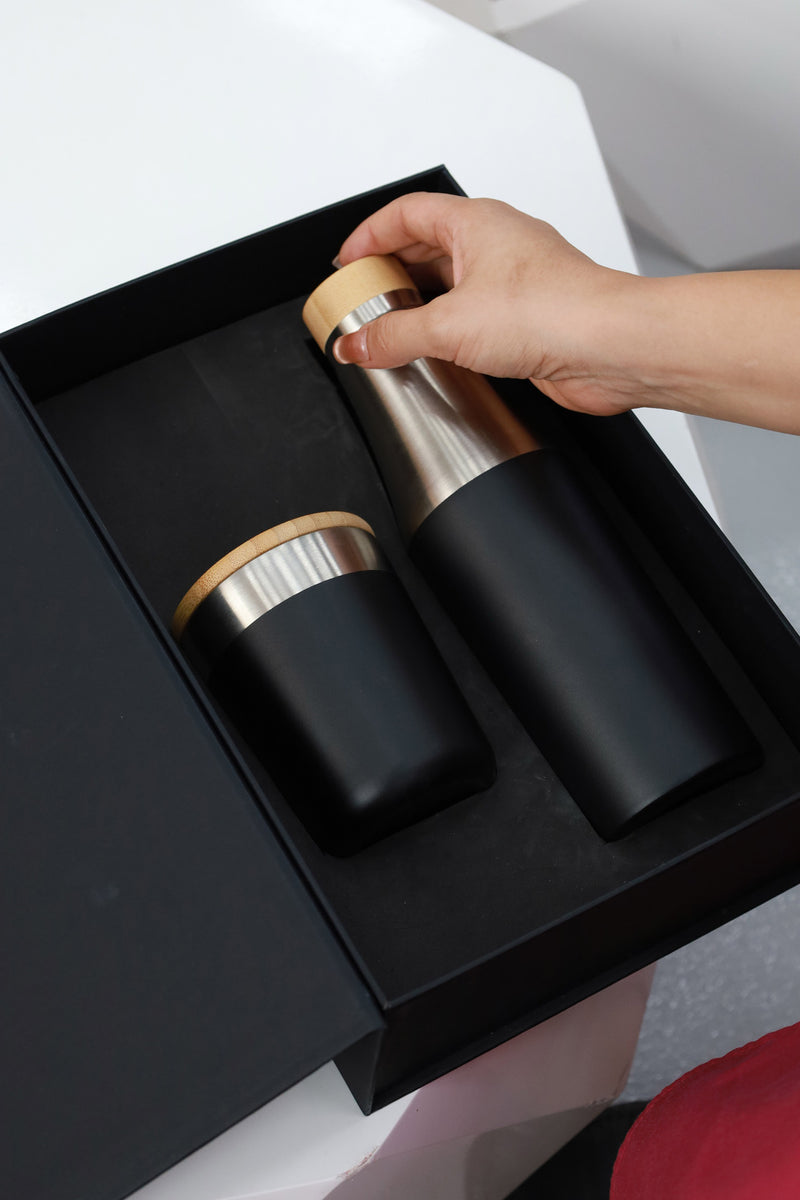 Bottle Tumbler Gift Set – custom branded corporate gift, Kaaf Creations UAE
