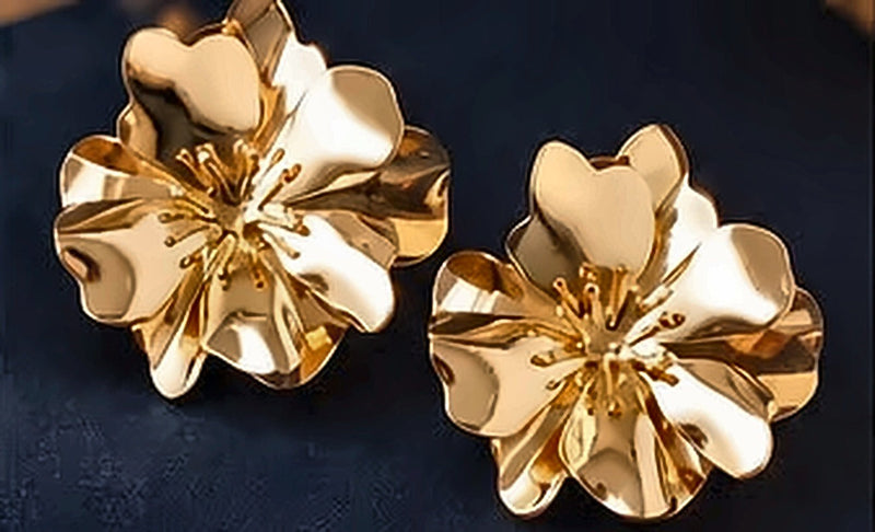 Golden Blossom stud earrings