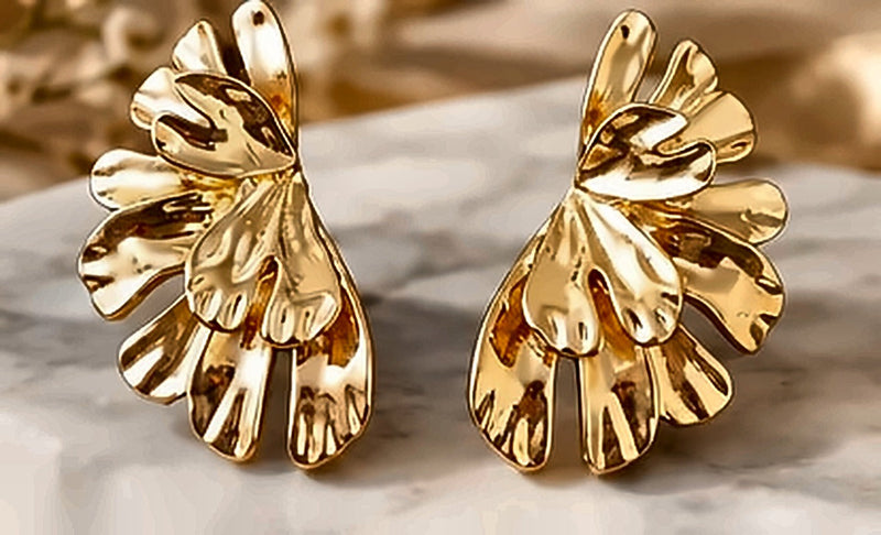 Feather Bloom stud earrings